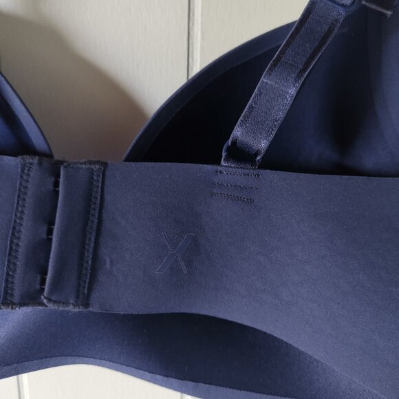 Knix Navy Blue WingWoman Contour Bra - Size 36C - Picture 5 of 6